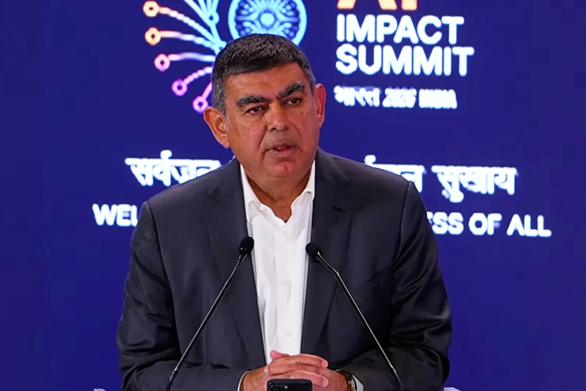 The AI Paradigm Shift: Vishal Sikka’s Hang Ten Systems Challenges the Legacy IT Services Model