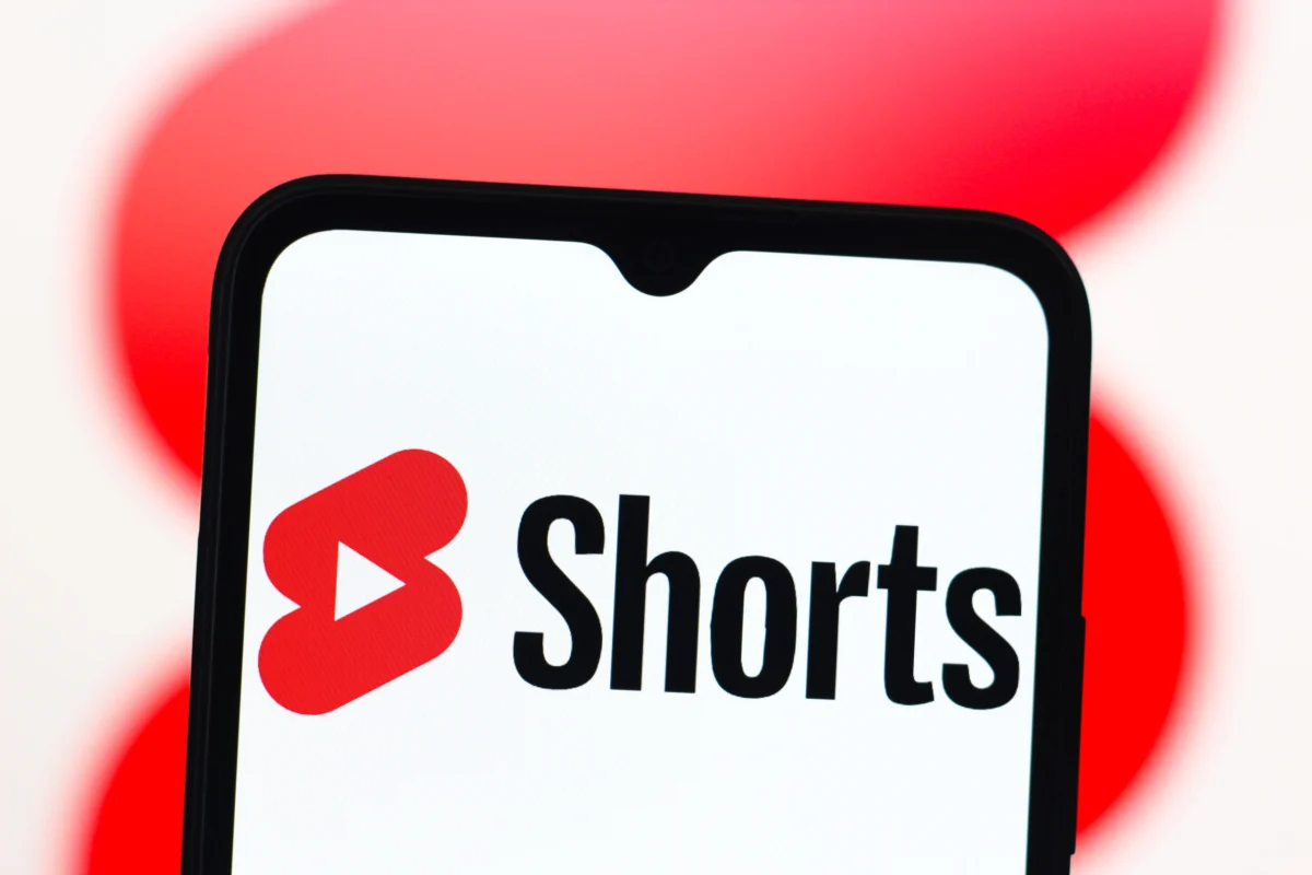 YouTube Overhauls the Shorts Experience: Speed, Interaction, and Minimalist Design