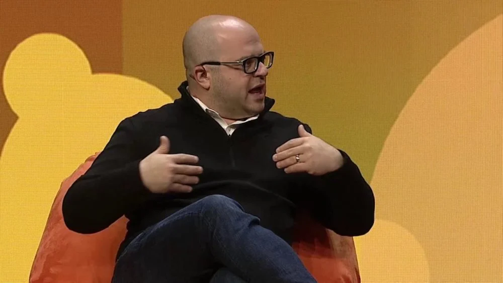 The Commission Conundrum: Navigating Sales Compensation in Hybrid SaaS Models