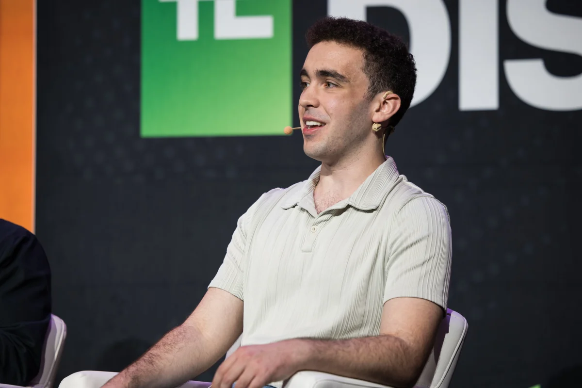 The VC Betrayal: Inside the Bitter Legal War Between Fizz and Sidechat