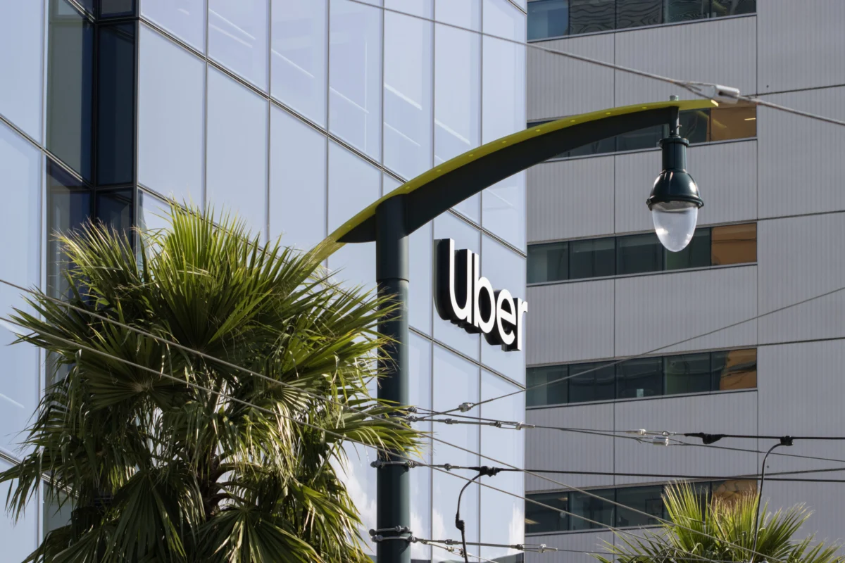 Uber Retains Omnicom Media in Global Agency Shakeup: A Strategic Consolidation
