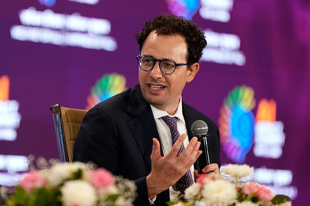 The Great Pause: Anthropic CEO Dario Amodei Proposes a New Framework for AI Safety